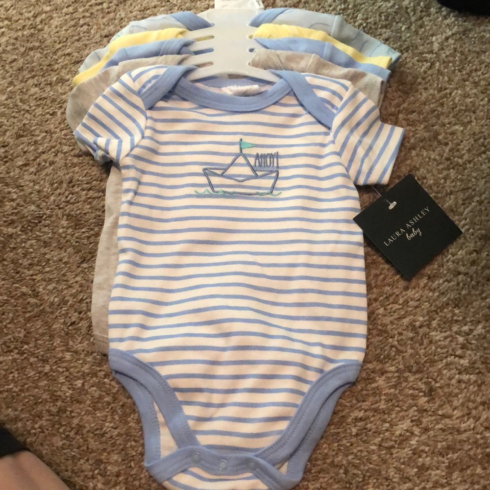 Set of 5 bodysuits NWT